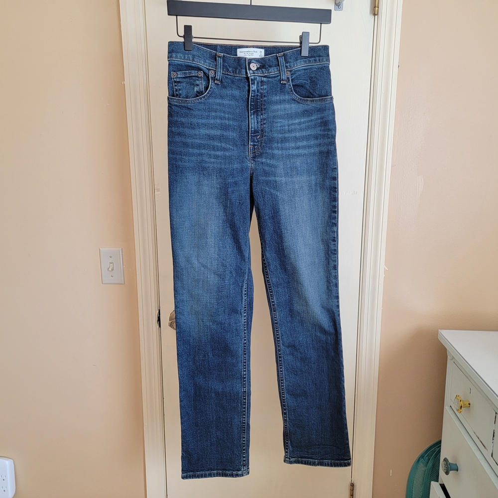 Abercombie 90s Straight Ultra High Rise Jeans
